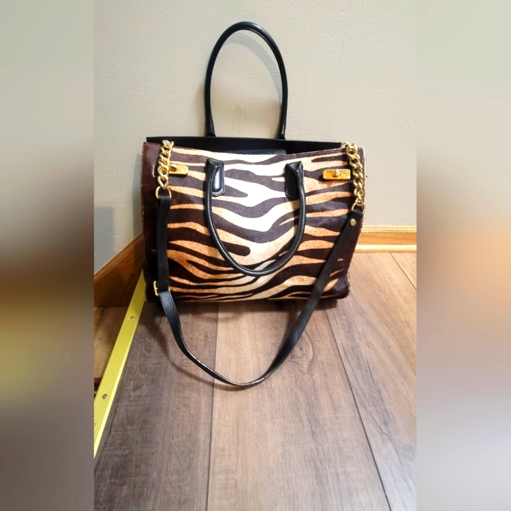 Cavalcanti  Hobo bag.